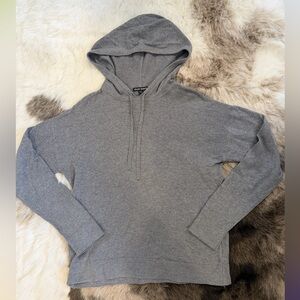 Hilary Radley gray hooded sweatshirt pullover cotton viscose blend small